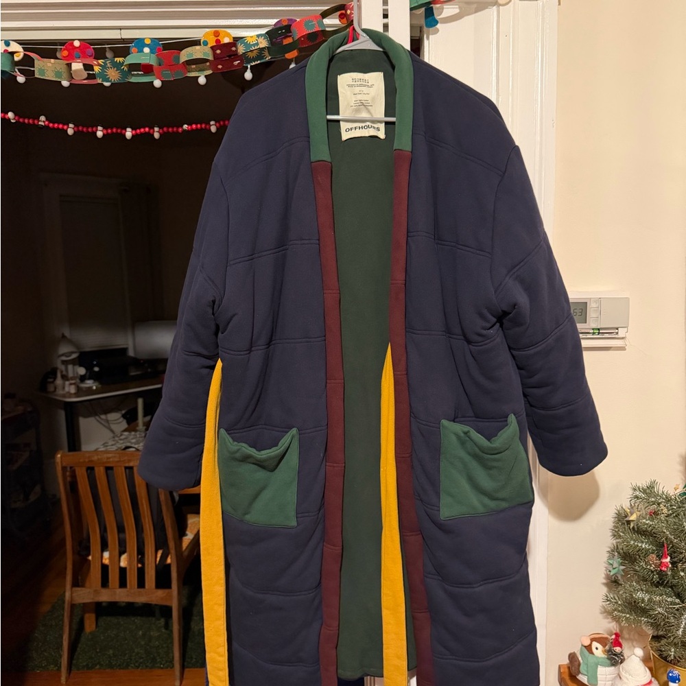 Offhours house coat
